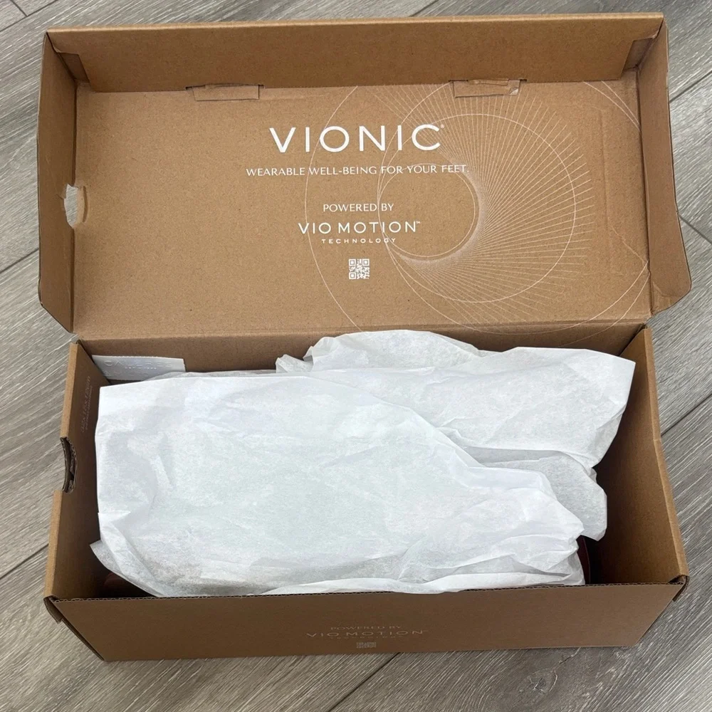 Vionic Women's Tan Leather Loafers - Picture 6 of 6